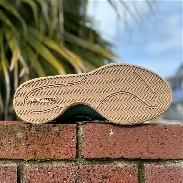NIKE BOOK 1 FLAGSTAFF