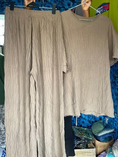 Plus size 2 piece available for size 16-22 only