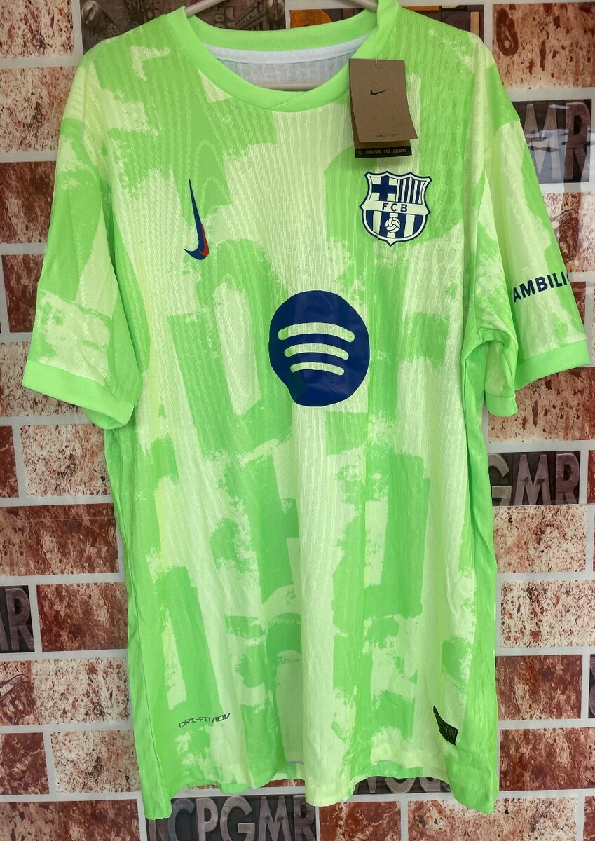 Maillot Barcelone vert 2025