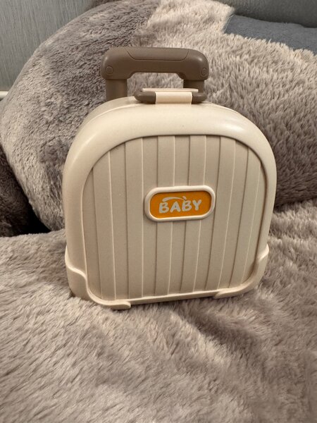 Чемоданчик с игрушками для малышей O+