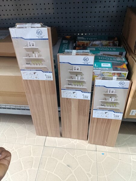 3 Étagères murales en bois