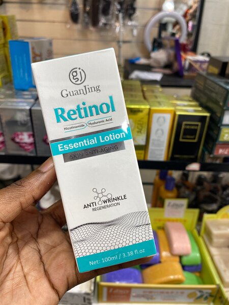 Lotion Essentielle Retinol Anti-Âge