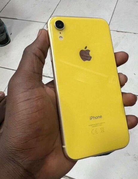 iPhone XR Jaune