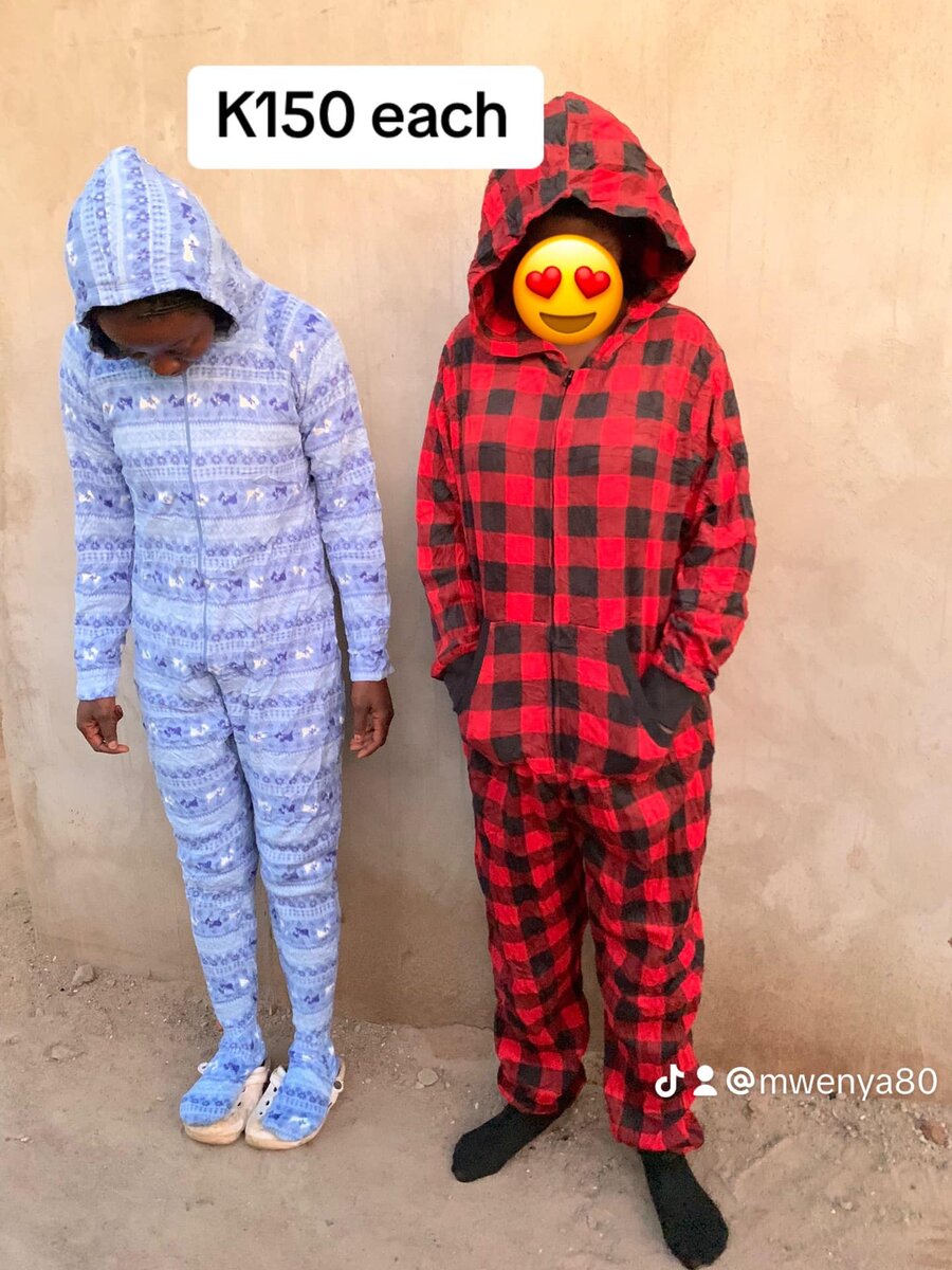 Beautiful and stylish children's jumpsuit