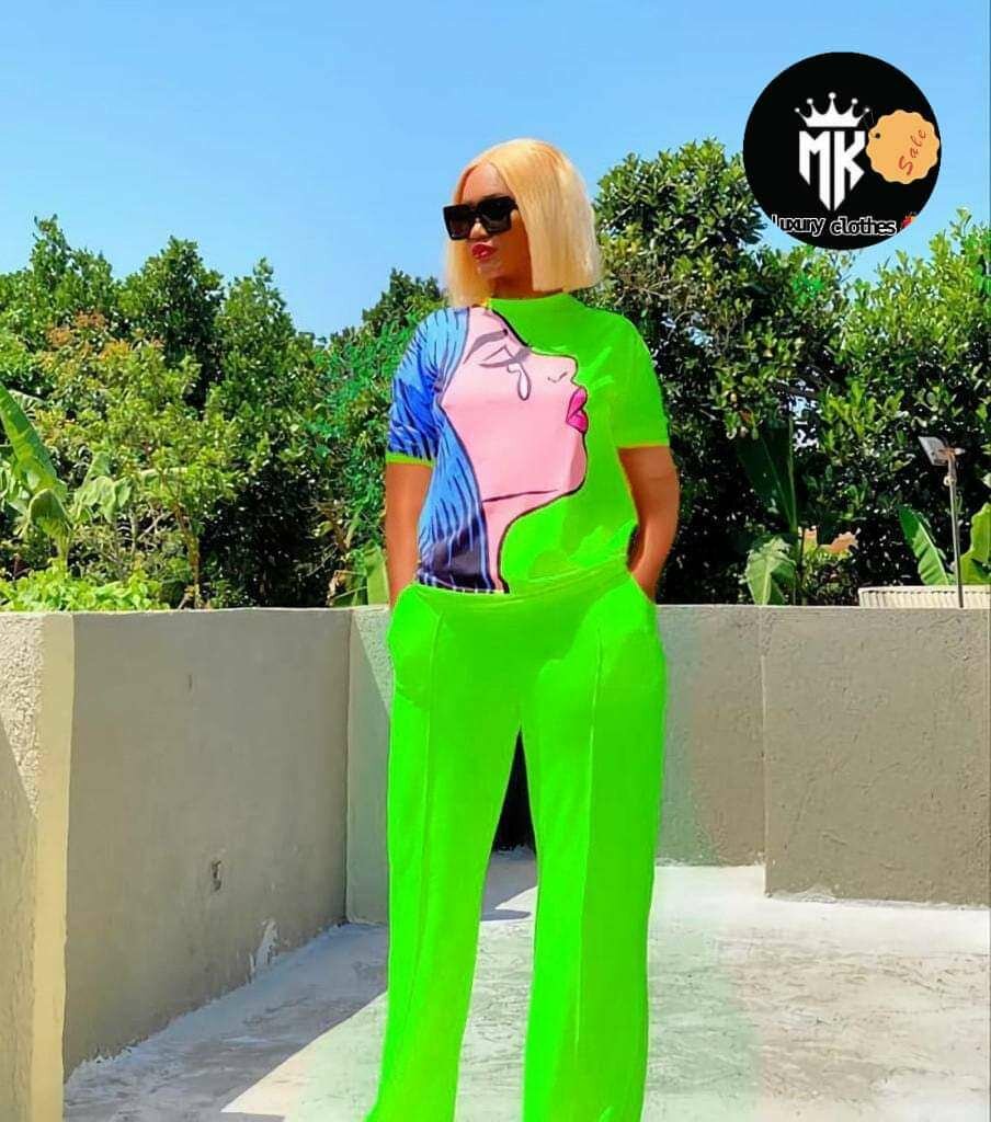 Combinaison femme très classe