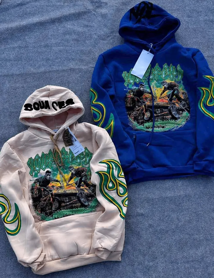 Sweat à capuche imprimé tendance