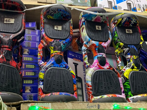 Hoverboards électriques colorés