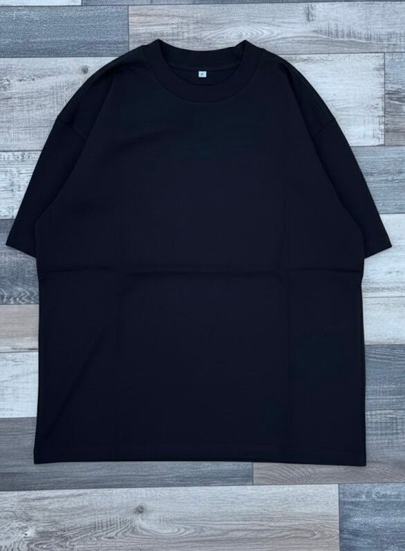 T-shirt noir classique