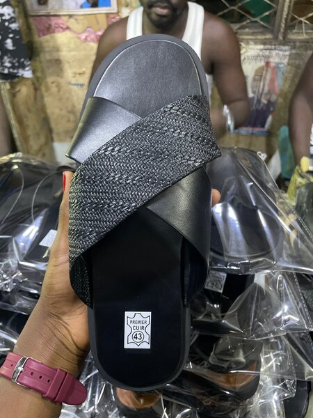 Sandales tressées en cuir