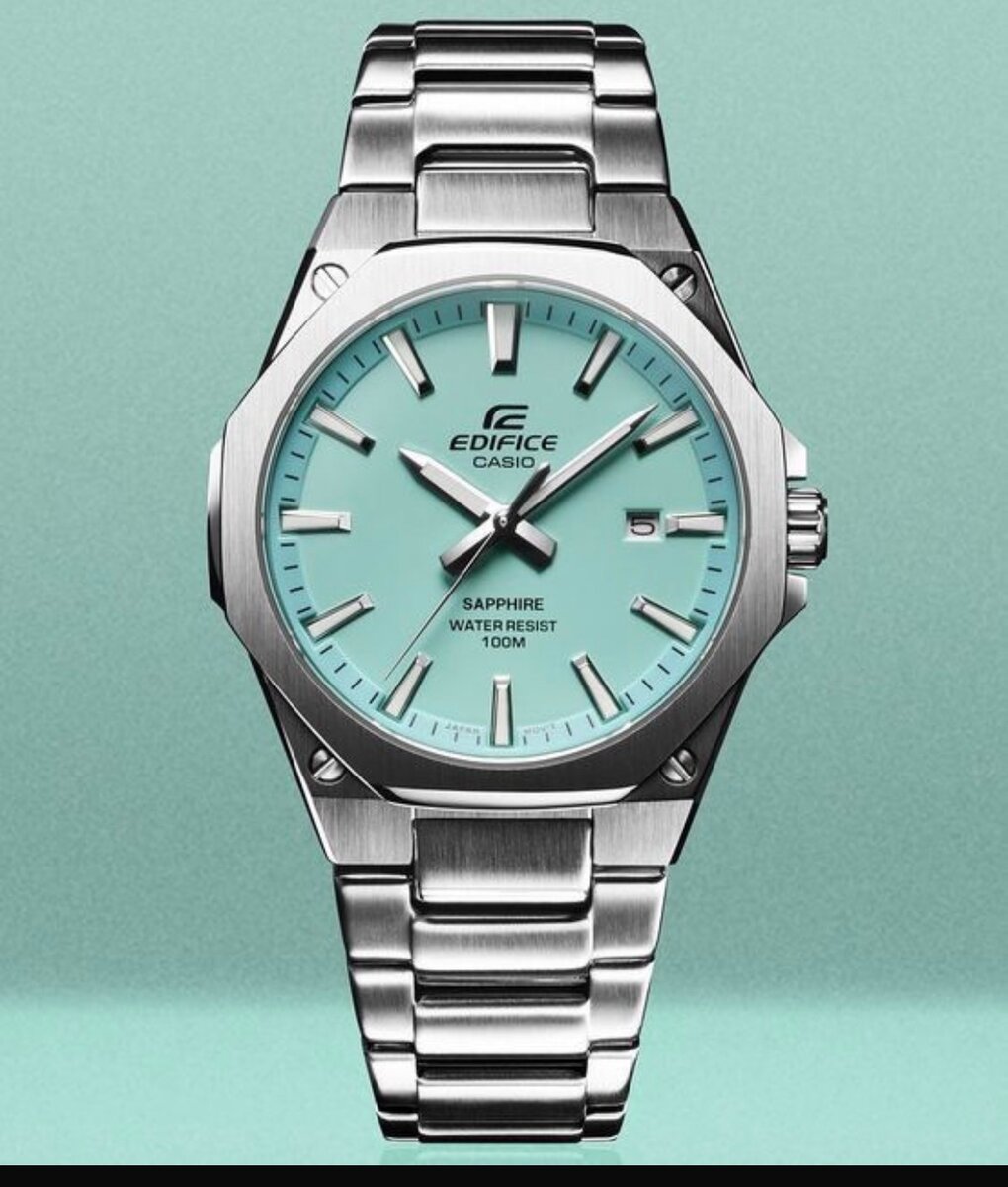 Montre édifice élégante