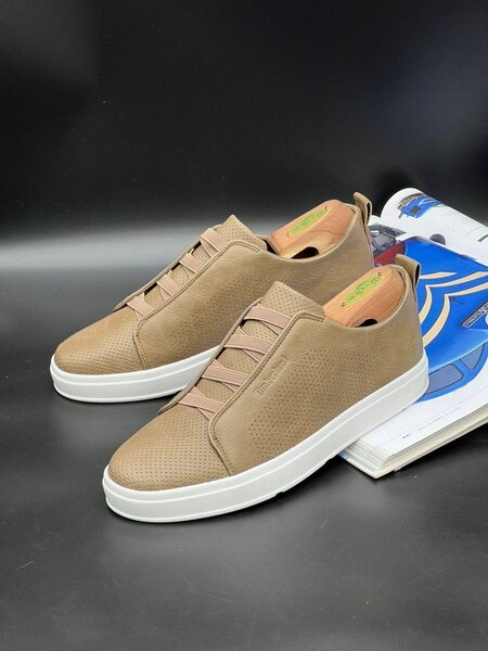 TIMBERLAND BEIGE AND WHITE