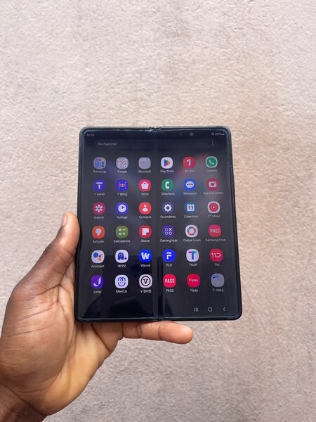 Samsung Z fold 3