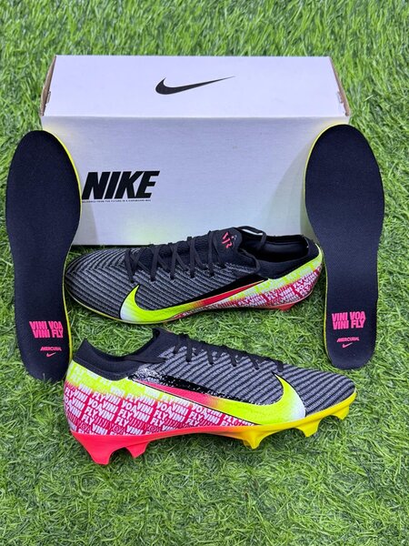 Nike Phantom Chaussures Football