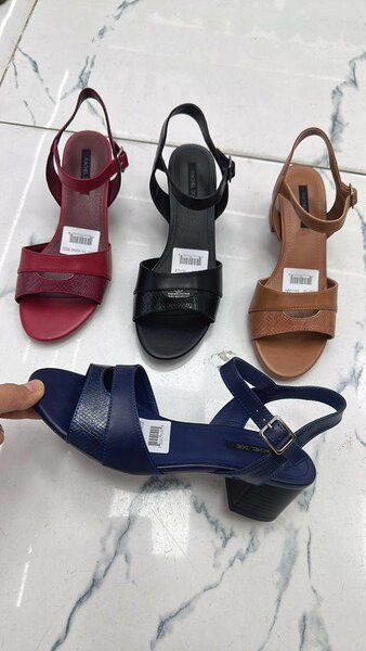 Sandales à talons élégantes