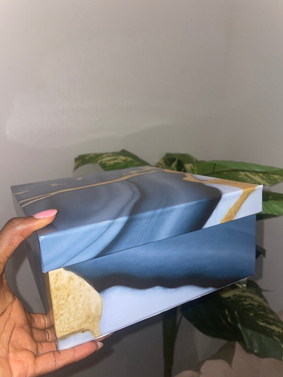 Gift boxes (box with cover)