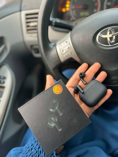 MATTE BLACK AIRPOD PRO  2