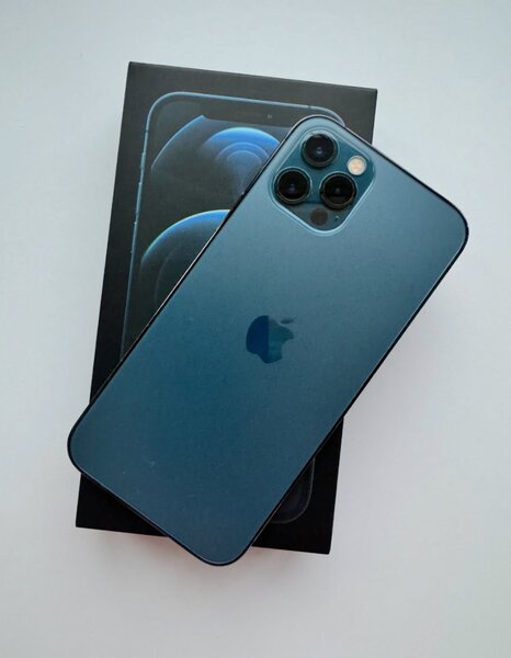 iPhone 12 Pro 128giga avec iD