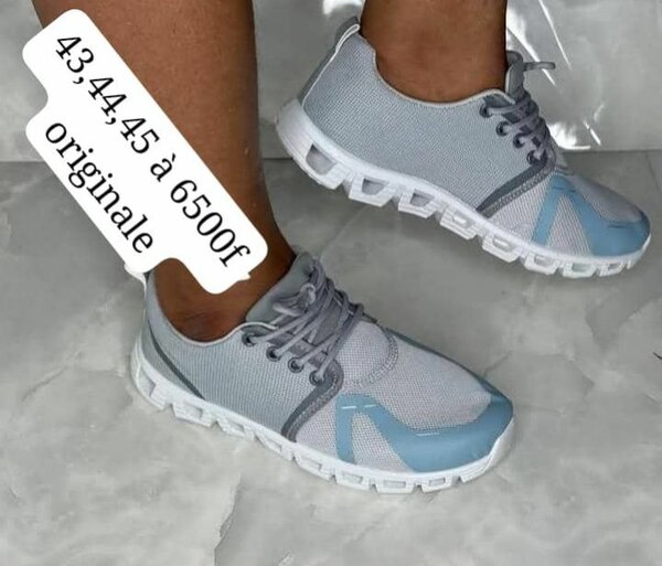 Chaussures de sport légères