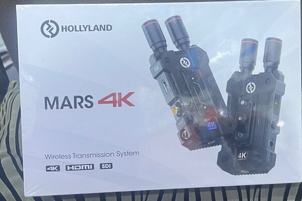 Hollyland Mars 4K System