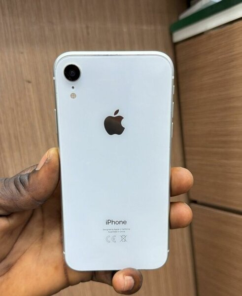 iPhone XR Blanc 64Go Débloqué