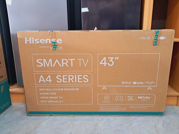 Brand New Hisense 43 smart digital satellite tv