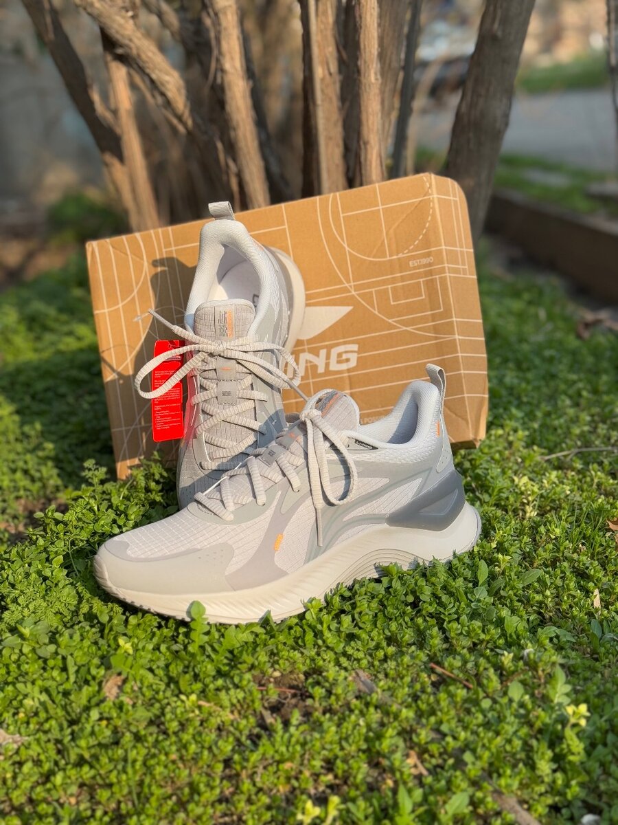 Lining кроссовки беговые оригинал