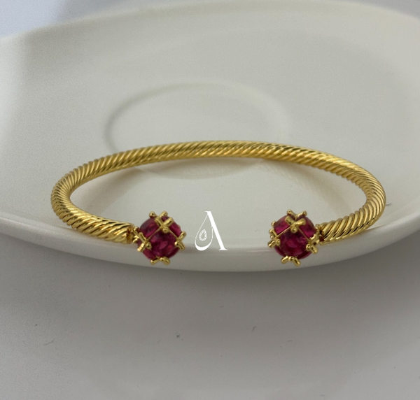 Lilian bangle