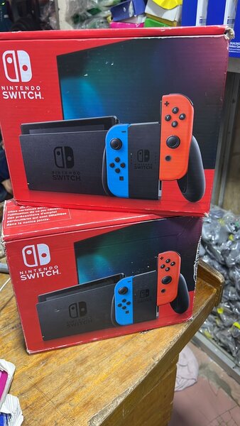 Nintendo Switch Console