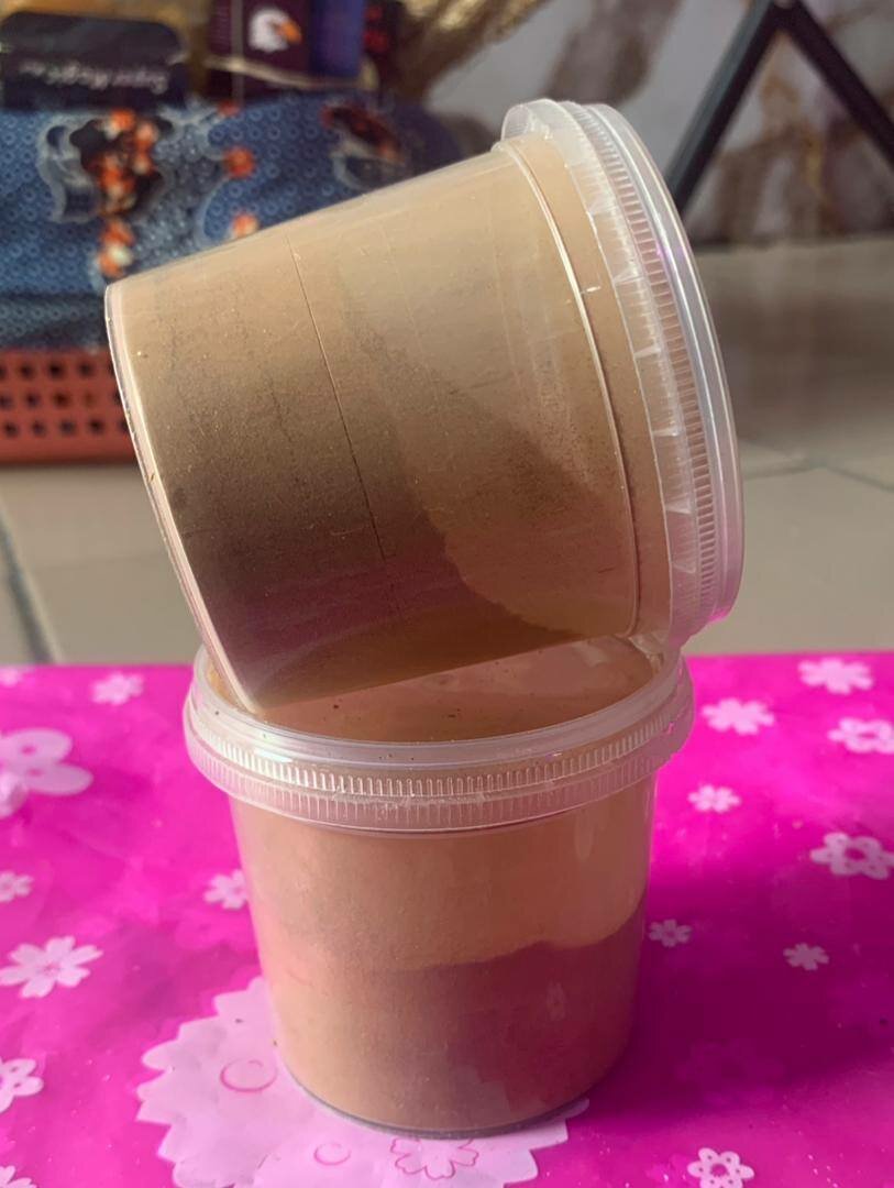 Épices en poudre naturelle