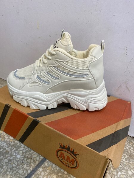 Ladies Joggar Shoes