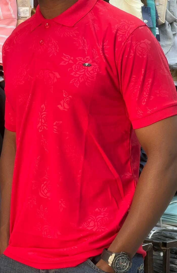 T-shirt red floral print