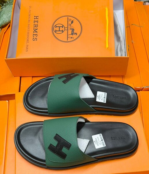 Sandales Hermès Luxe en Cuir