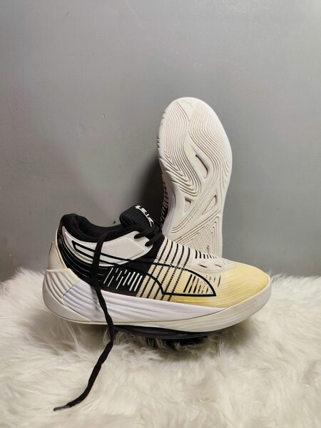 Sneakers de sport modernes