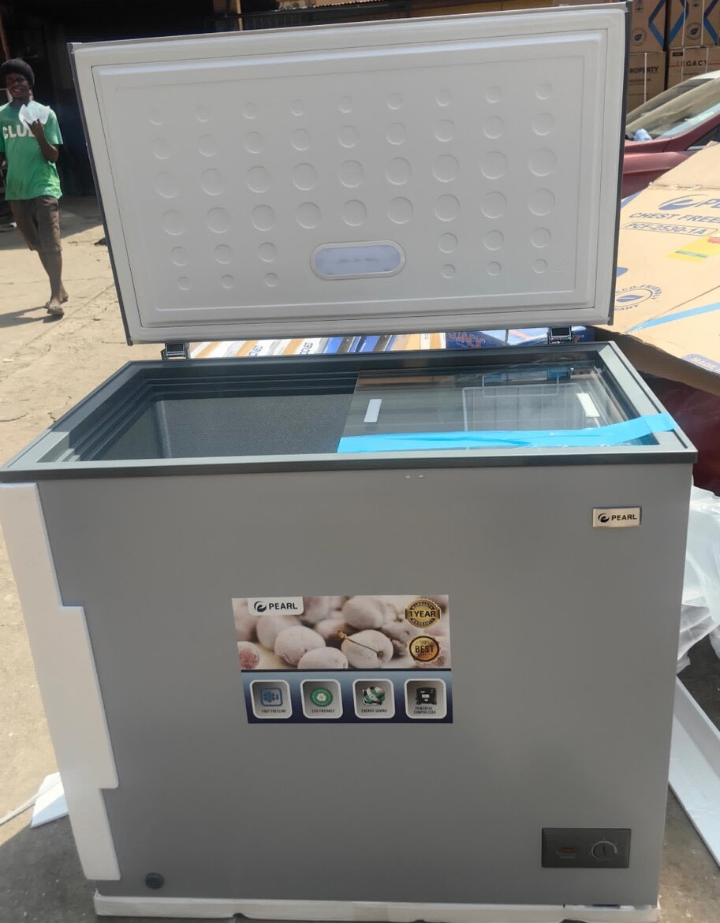 Pearl Deep freezer 200 litters