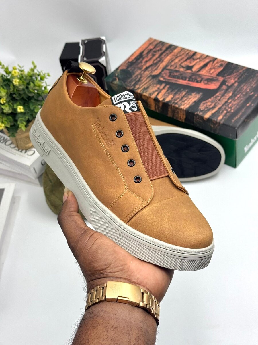 TIMBERLAND BROWN AND GREY
