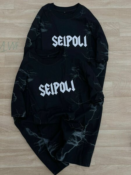 T-shirts assortis motifs éclair