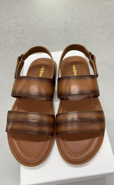 Sandales en cuir élégantes