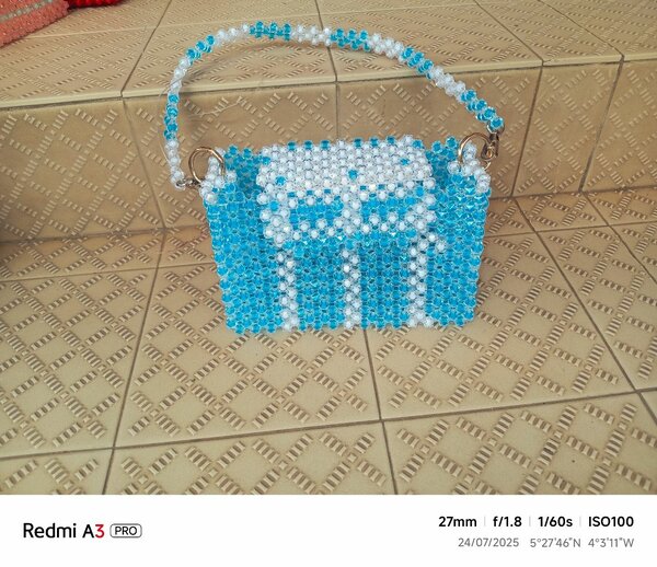 Sac à main perles fait main