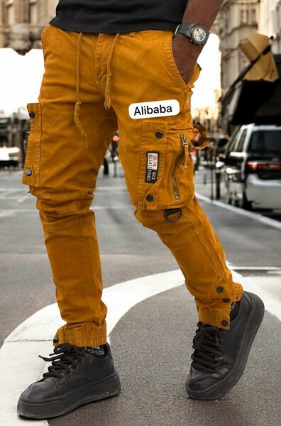Pantalon cargo jaune tendance
