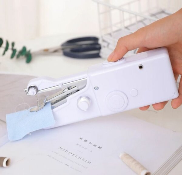 Mini machine à coudre portable Handy Stitch