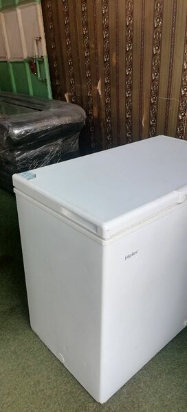 TABLE TOP FREEZER FRIDGE