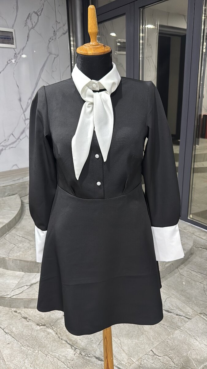 Платье офисные и к школу