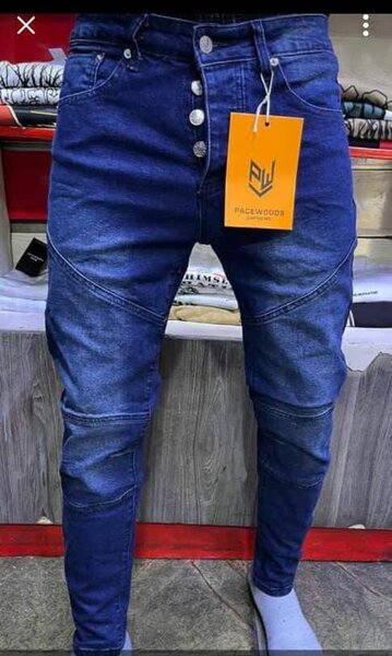 Jean slim homme moderne