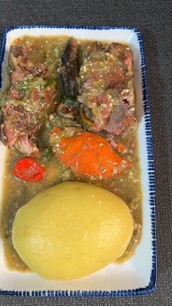 Délicieuse soupe de fruits de mer