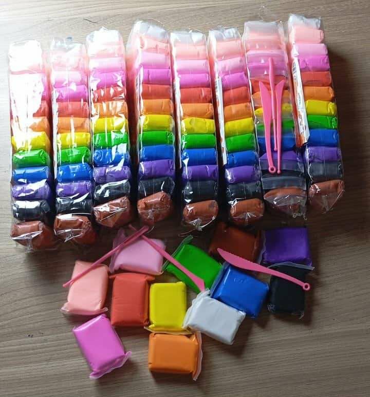 Pâte à modeler 12 couleurs