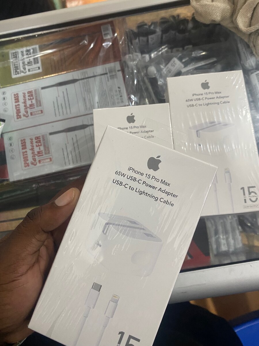 65W iPhone fast chargers