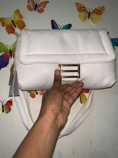 Sac blanc élégant en cuir