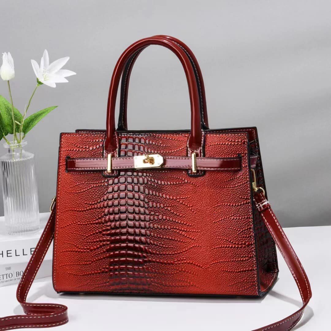 High quality, stylish women's bag red 