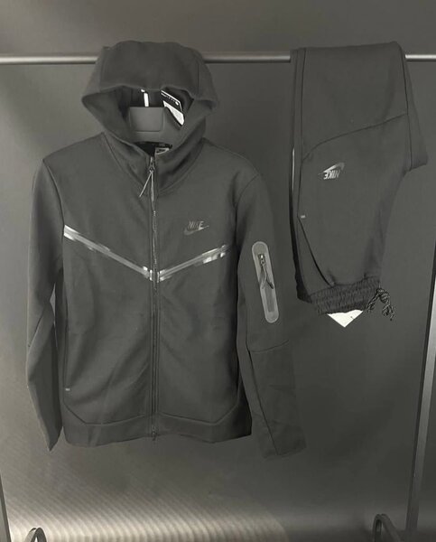 Ensemble de survêtement Nike sport