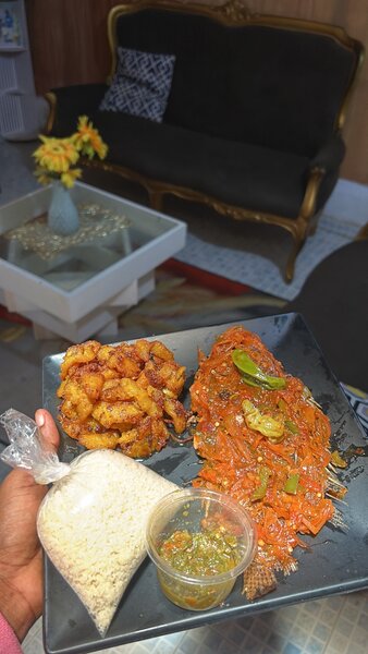 Poisson  avec Riz et Plantains